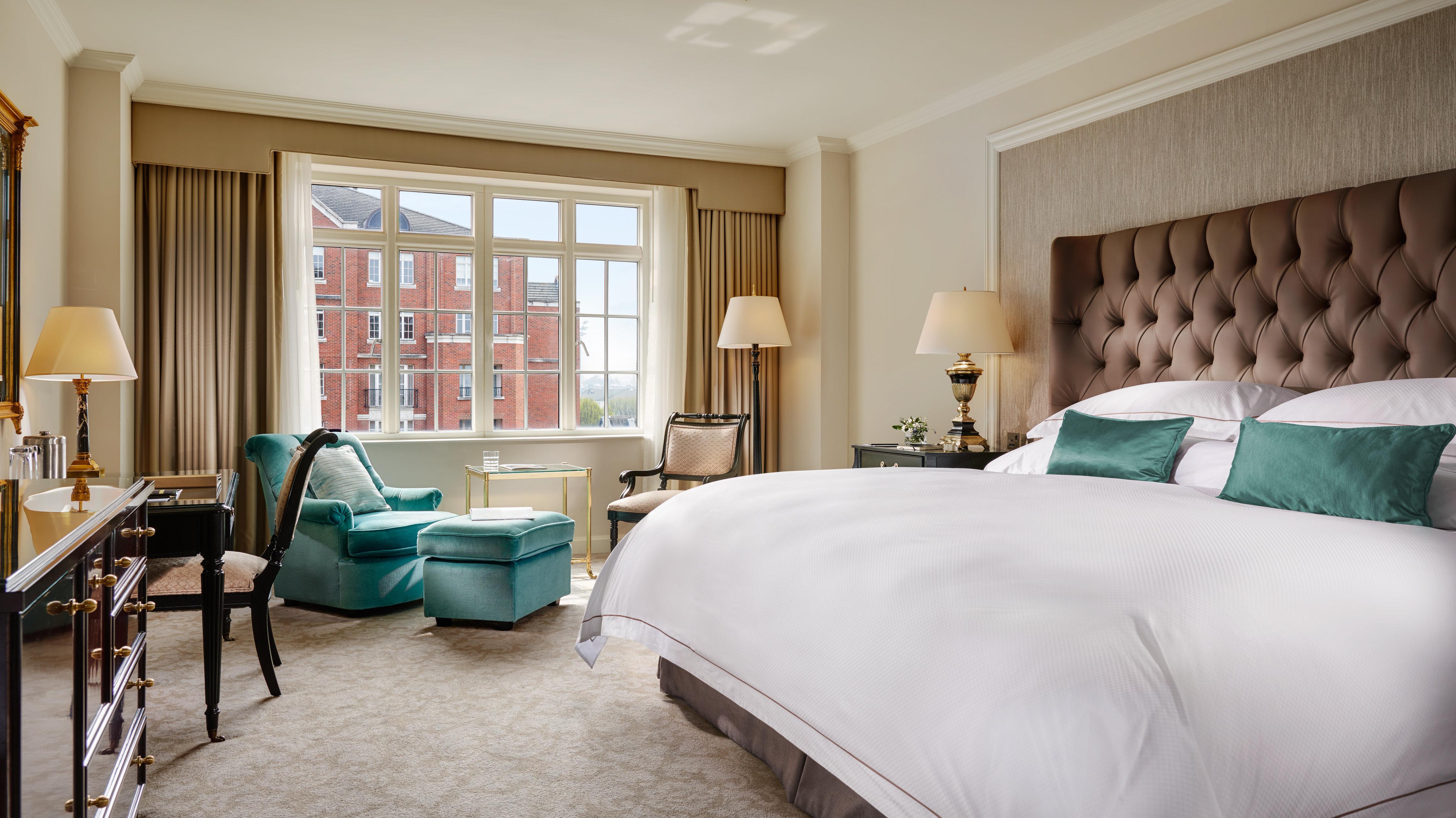 Intercontinental Dublin By Ihg Hotel Eksteriør billede A bedroom at The Dorchester