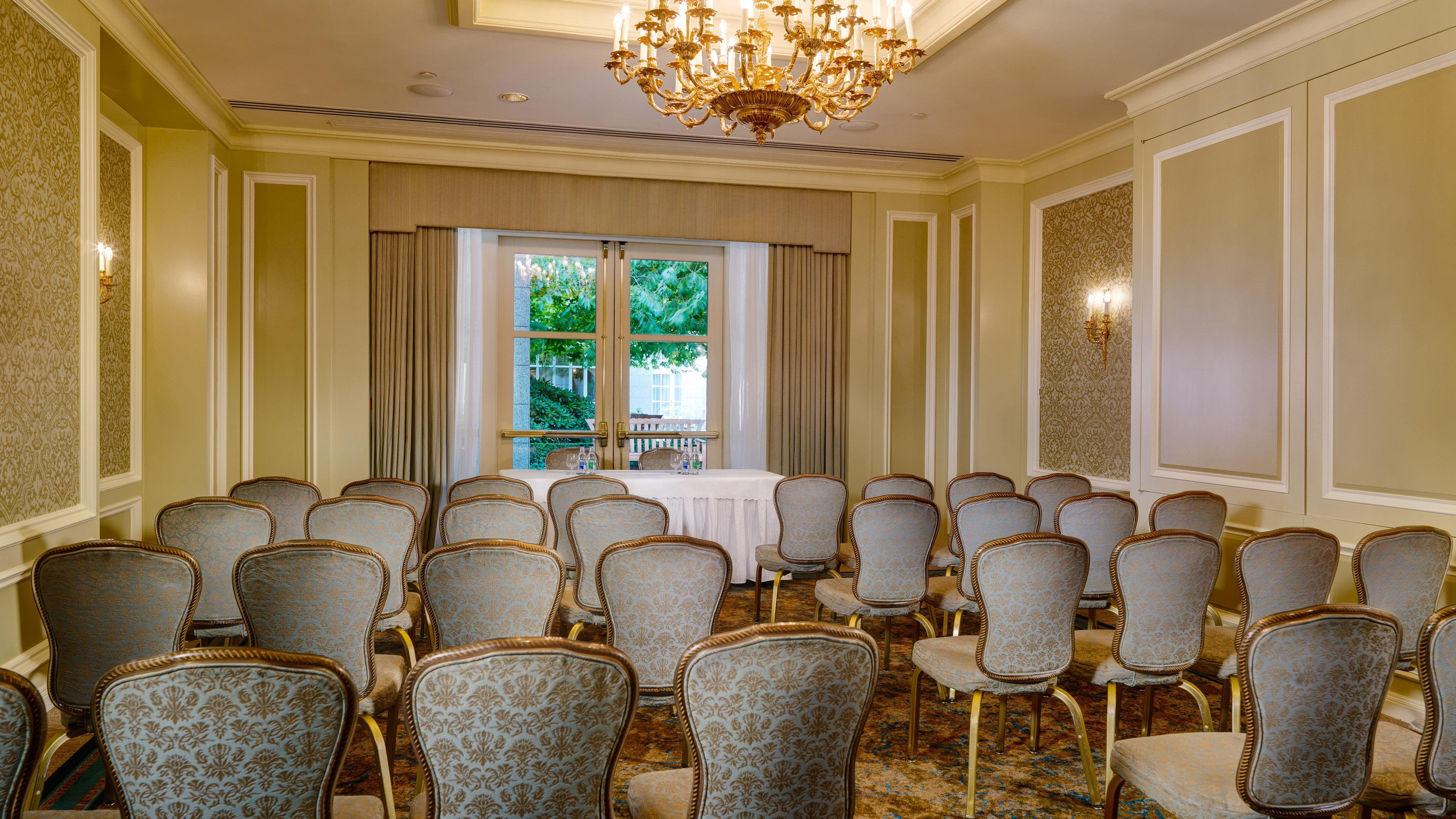 Intercontinental Dublin By Ihg Hotel Eksteriør billede The meeting room