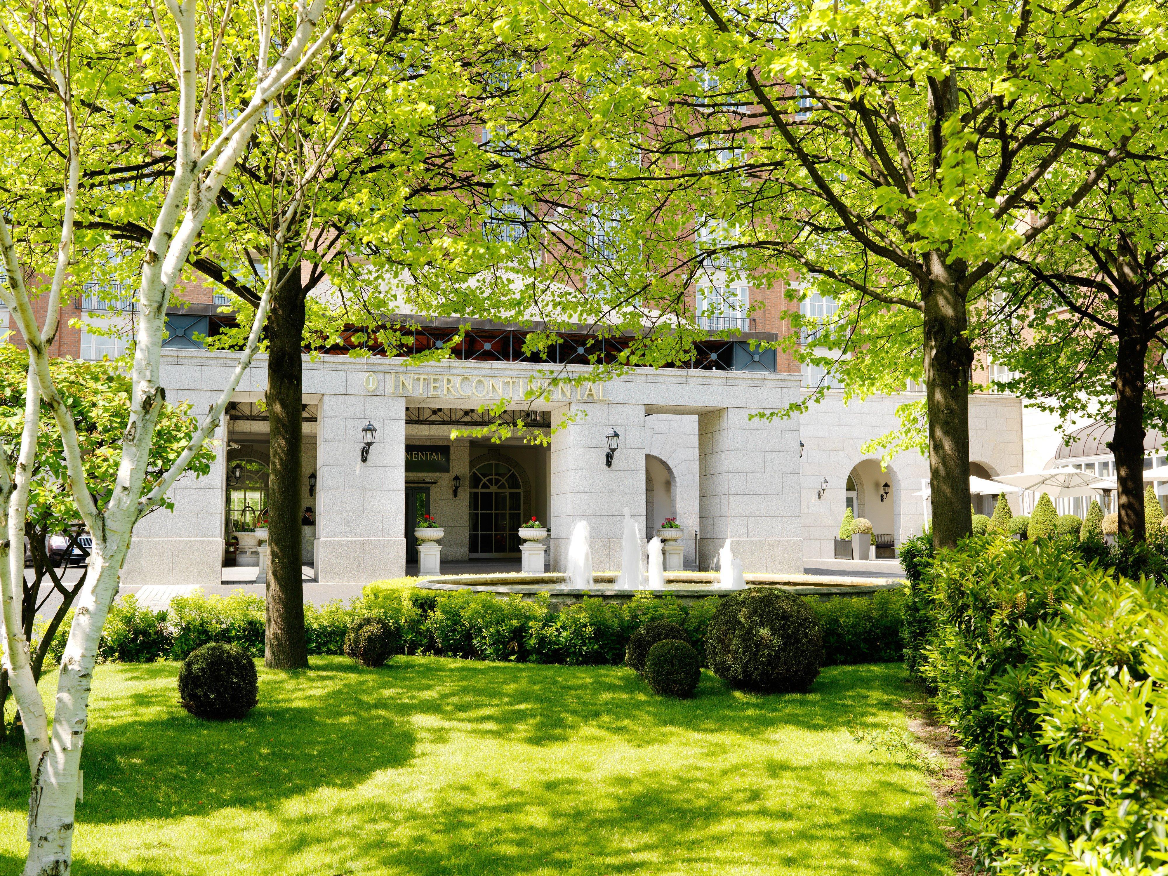 Intercontinental Dublin By Ihg Hotel Eksteriør billede The German-French Garden